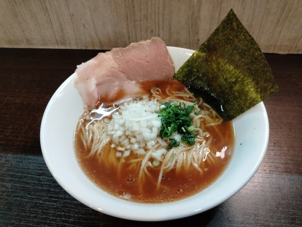 鶏油醤油ラーメン